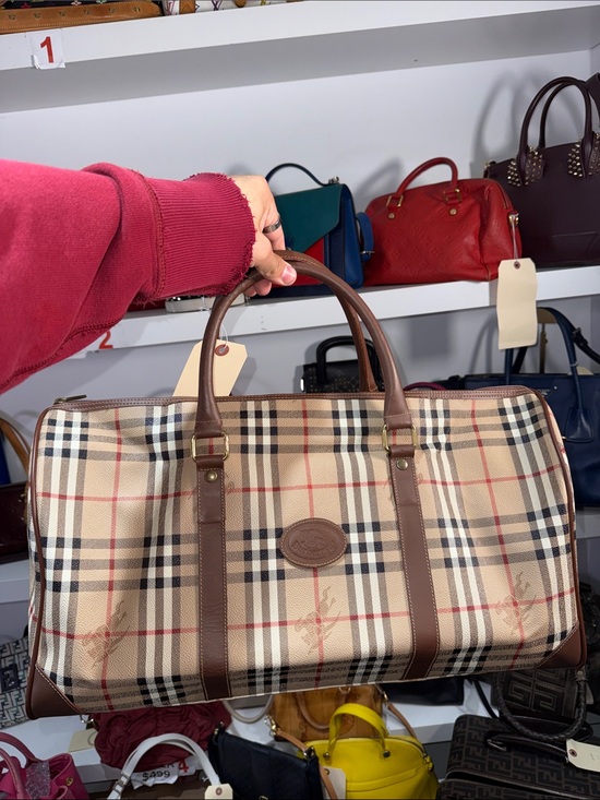 Handbags - BURBERRY DUFFLE BAG